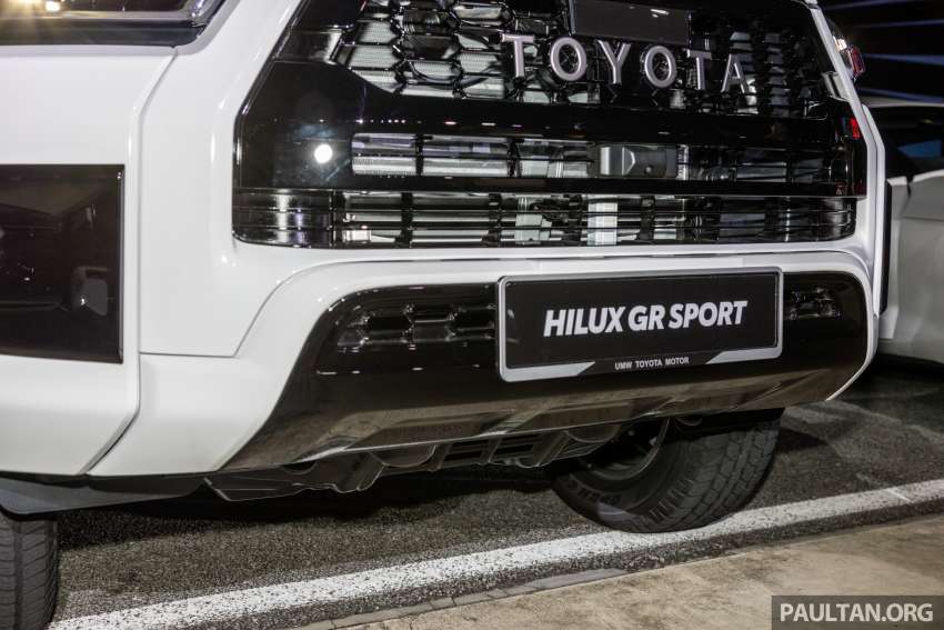 2023 Toyota Hilux GR Sport in Malaysia – monotube dampers, sportier bodykit; same 204 PS 2.8L 1578280