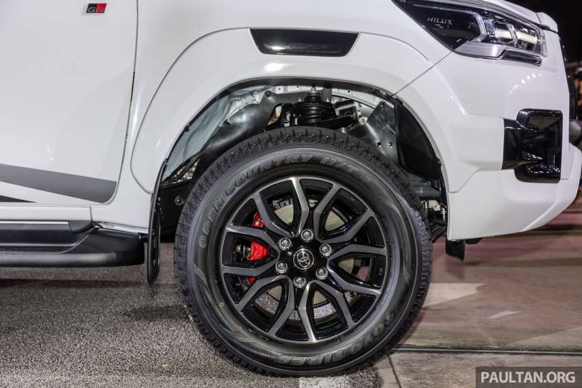 Toyota Hilux GR Sport dilancar di Malaysia – RM160k, 204 PS/500 Nm, suspensi ditala semula, lebih sporty 1578220