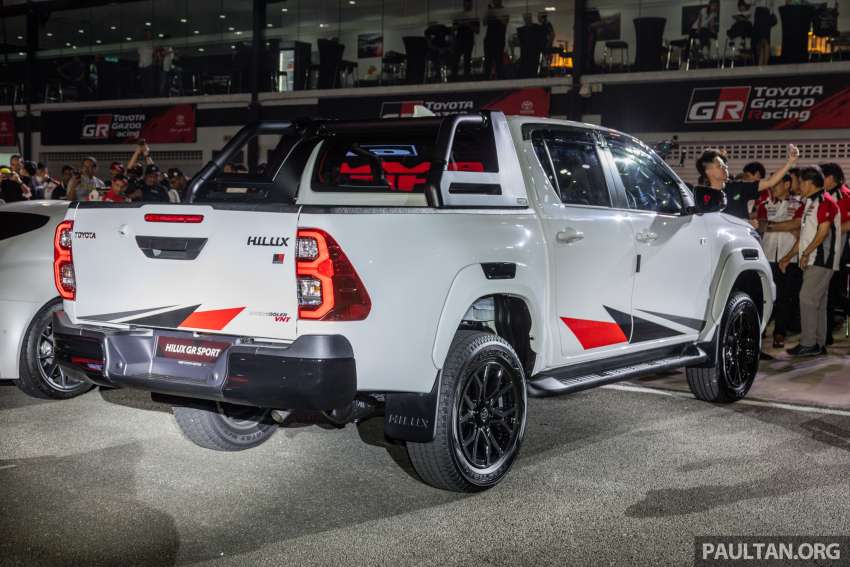 2023 Toyota Hilux GR Sport in Malaysia – monotube dampers, sportier bodykit; same 204 PS 2.8L 1578263