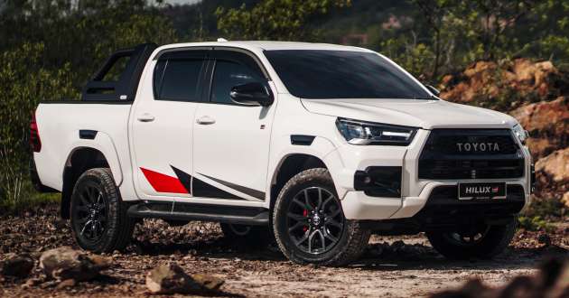 2023 Toyota Hilux GR Sport in Malaysia – monotube dampers, sportier bodykit; same 204 PS 2.8L