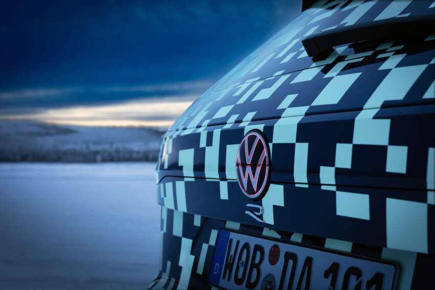 Volkswagen Touareg facelift – 3rd gen update teased 1579072