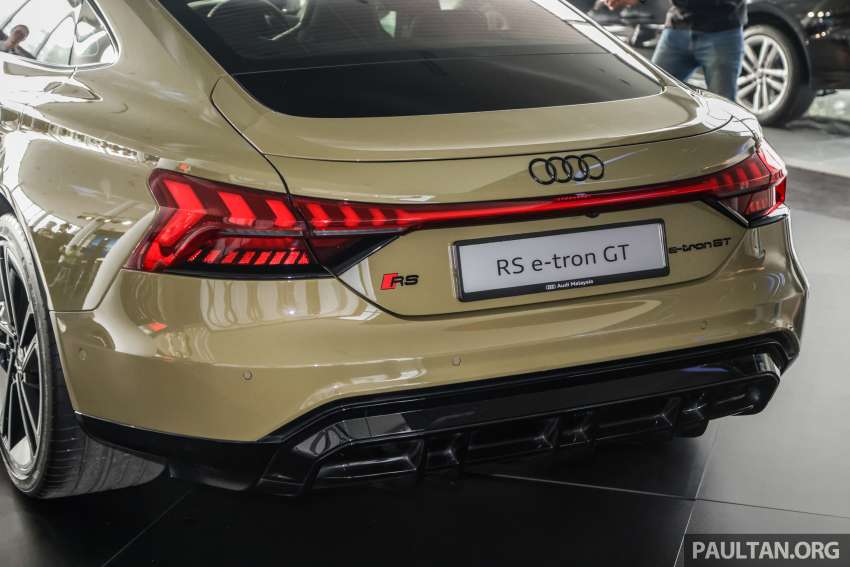 Audi e-tron GT 2023 dibuka tempahan di M’sia — jarak EV 501 km, 0-100 km/j 3.3 saat, RM559k-RM769k 1574113