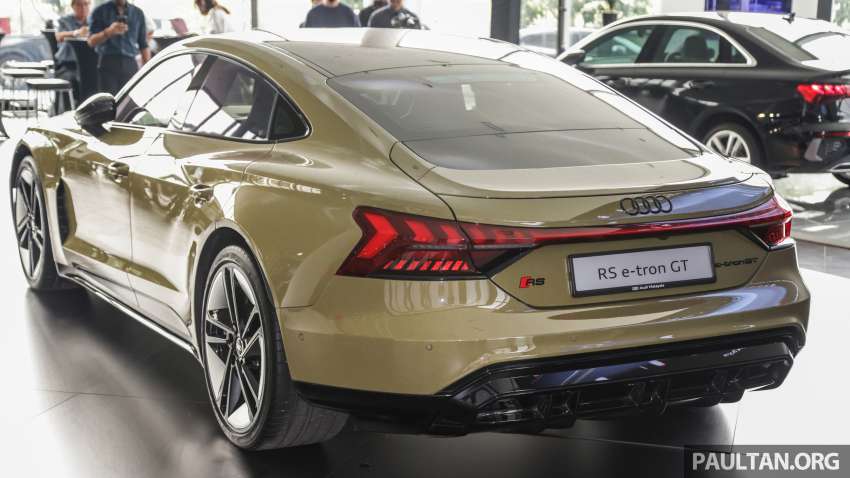 Audi e-tron GT 2023 dibuka tempahan di M’sia — jarak EV 501 km, 0-100 km/j 3.3 saat, RM559k-RM769k 1574101