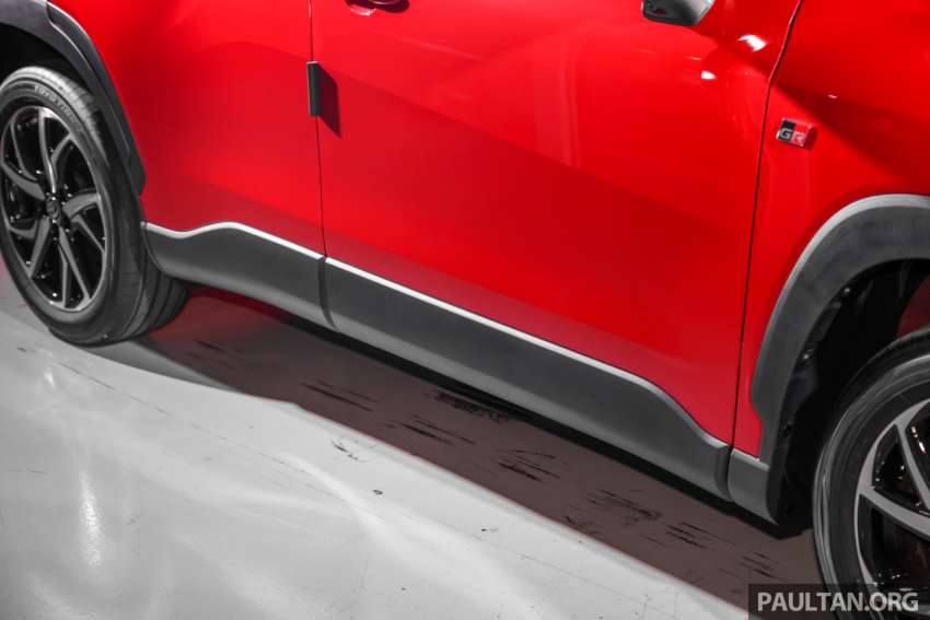 Toyota Corolla Cross 1.8 GR Sport 2023 dilancar — dari varian 1.8V, suspensi keras, imej garang, RM142k 1578669