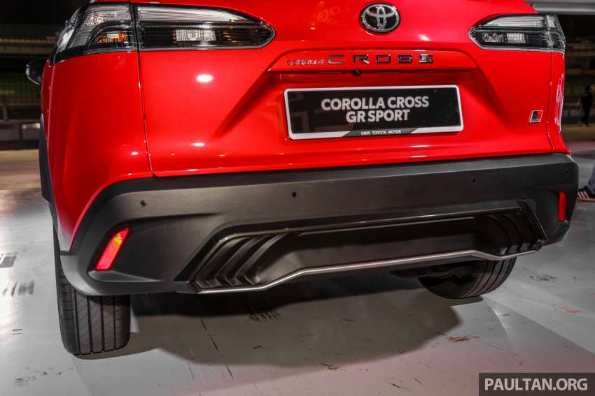 Toyota Corolla Cross 1.8 GR Sport 2023 dilancar — dari varian 1.8V, suspensi keras, imej garang, RM142k 1578678