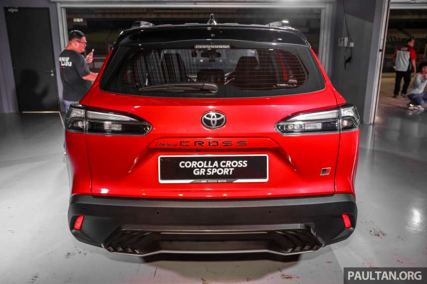Toyota Corolla Cross 1.8 GR Sport 2023 dilancar — dari varian 1.8V, suspensi keras, imej garang, RM142k 1578658