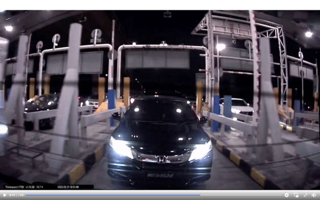 VIDEO: Honda City culas bayar tol di Lebuhraya NPE, terlanggar sedikit bampar belakang Proton X50