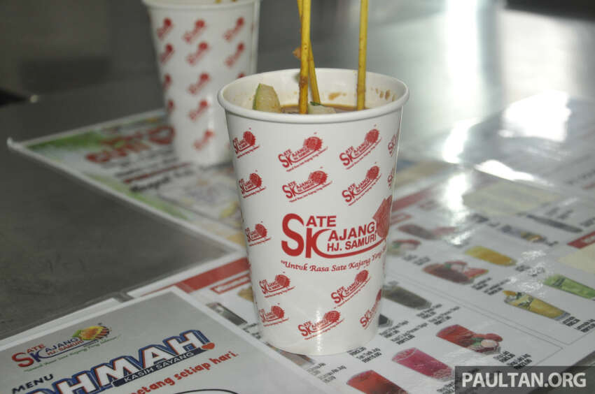 Menu Rahmah di R&R PLUS: ada Sate Kajang, Yee Mee Crabstick dan pelbagai lagi semuanya berharga RM5 1581651
