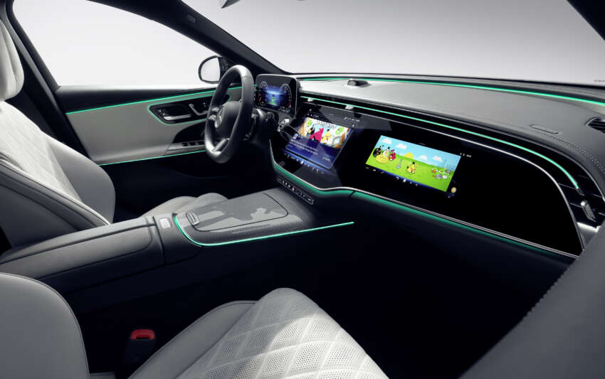 W214 Mercedes-Benz E-Class interior gets MBUX Superscreen, TikTok, Zoom, Angry Birds, selfie cam! 1580463