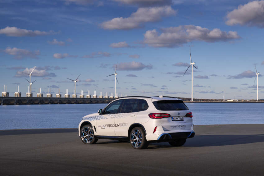 BMW iX5 Hydrogen has 401 hp power, 504 km range 1581811