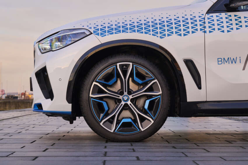 BMW iX5 Hydrogen has 401 hp power, 504 km range 1581926