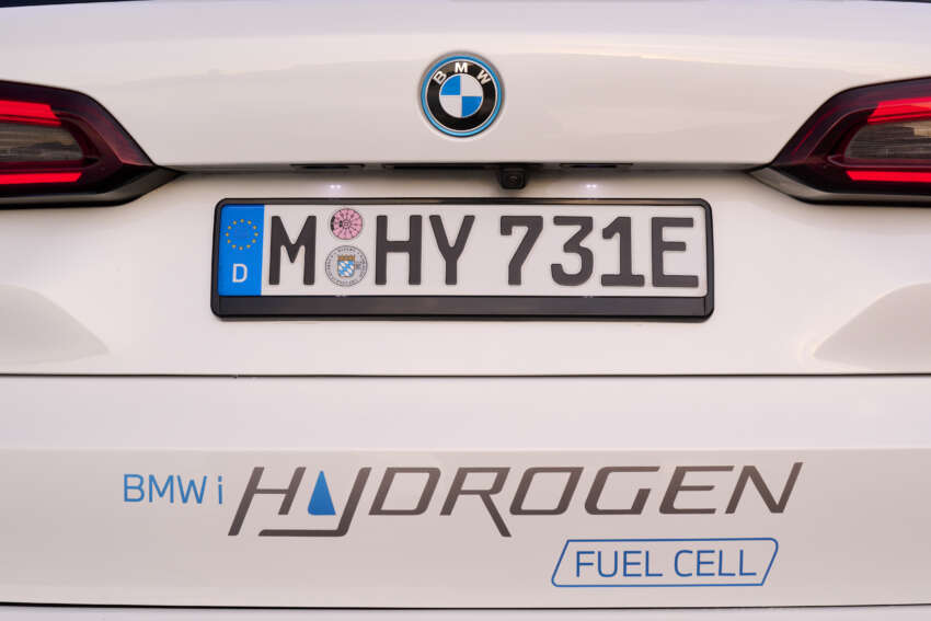 BMW iX5 Hydrogen has 401 hp power, 504 km range 1581932