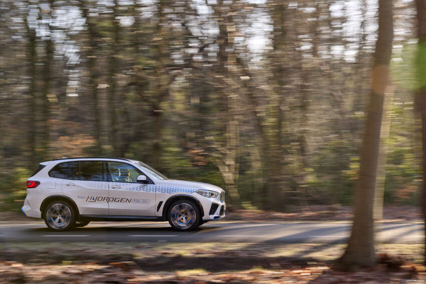BMW iX5 Hydrogen has 401 hp power, 504 km range 1581873