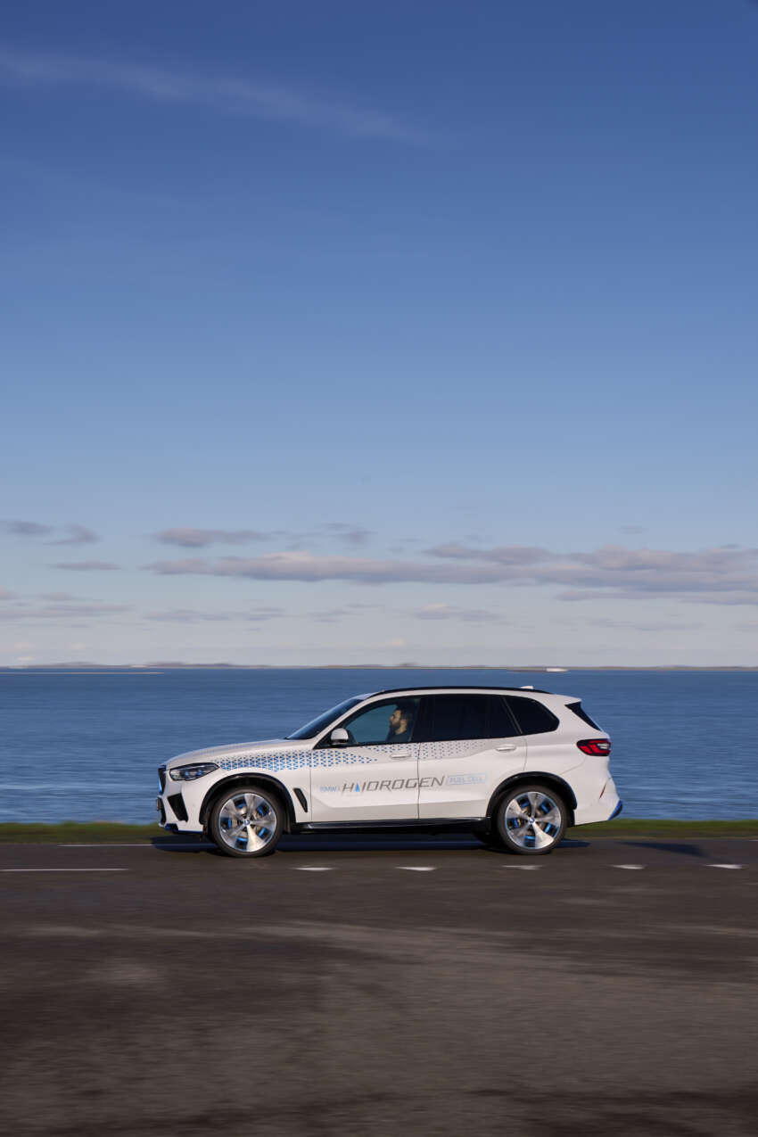 BMW iX5 Hydrogen has 401 hp power, 504 km range 1581907