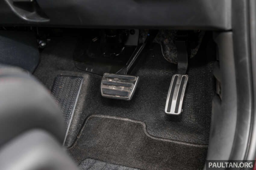 VIDEO: Honda HR-V 2023 — Turbo atau RS hibrid? 1593843
