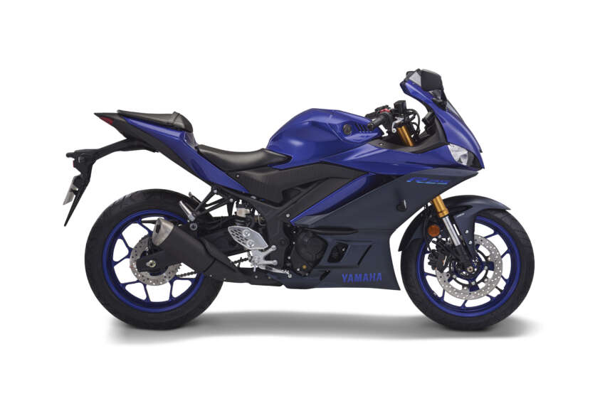 2023 Yamaha R25 gets colour update, RM22,998 1593392