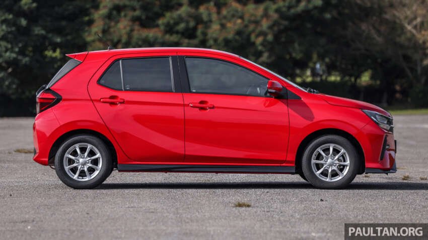 VIDEO: Perodua Axia 2023 — AV atau X lagi berbaloi? 1589859