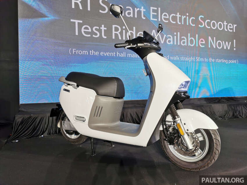 Blueshark R1 and R1 Lite EV scooters launched in Malaysia – up to 110 km range NEDC; from RM7,190 1592508