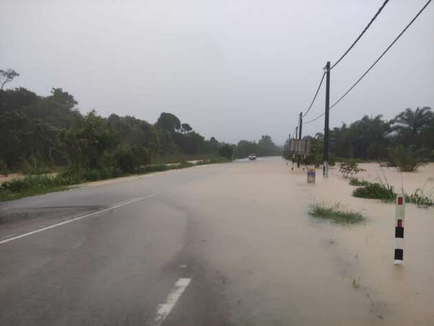 Flash floods hit Johor again – 1,591 victims evacuated; heavy rainfall expected to continue until Thursday