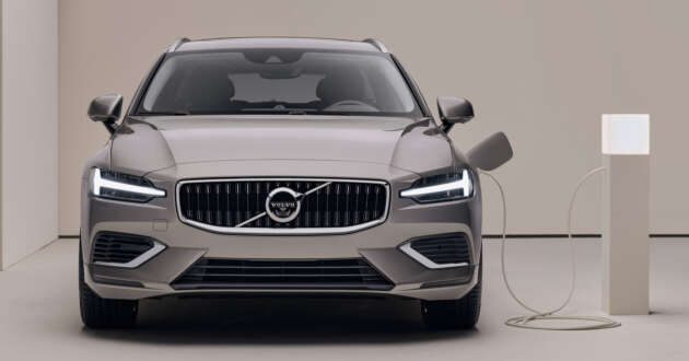 Get a complimentary VSA5+ package or a RM7,000 wallbox voucher with a Volvo from now until March 31