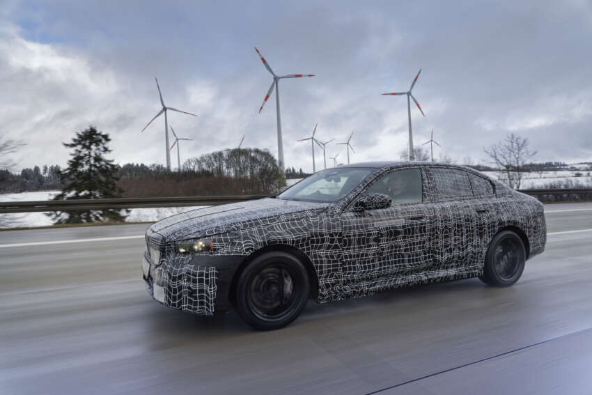 BMW i5 – first ever electric 5 Series teased again during winter tests, completes 3,000 km icy road trip 1596169