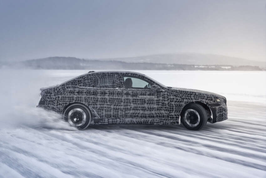 BMW i5 – first ever electric 5 Series teased again during winter tests, completes 3,000 km icy road trip 1596239