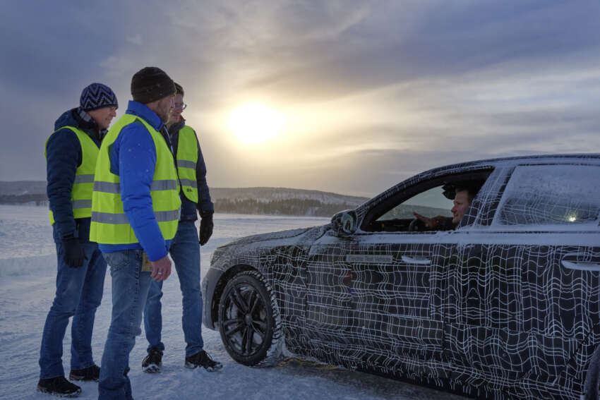 BMW i5 – first ever electric 5 Series teased again during winter tests, completes 3,000 km icy road trip 1596252