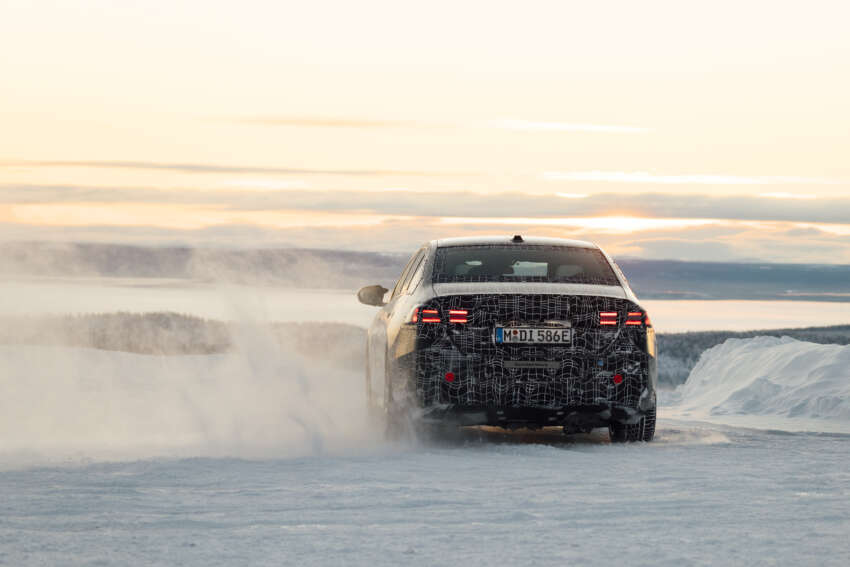 BMW i5 – first ever electric 5 Series teased again during winter tests, completes 3,000 km icy road trip 1596211