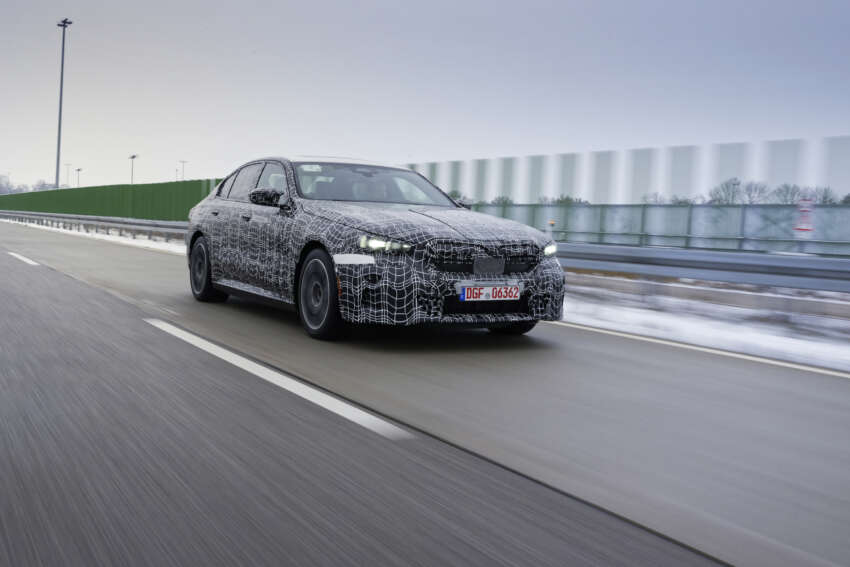 BMW i5 – first ever electric 5 Series teased again during winter tests, completes 3,000 km icy road trip 1596230
