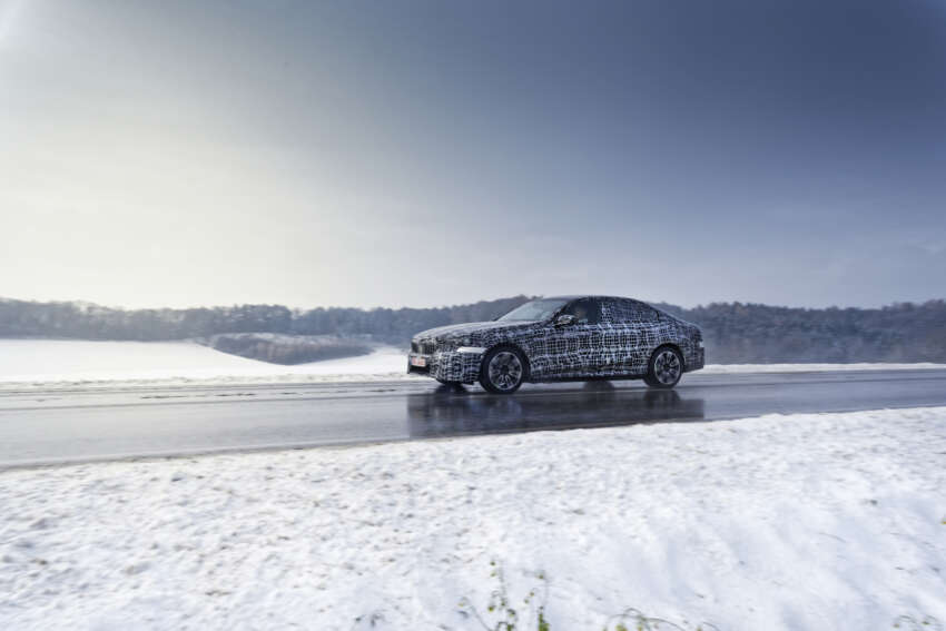 BMW i5 – first ever electric 5 Series teased again during winter tests, completes 3,000 km icy road trip 1596197