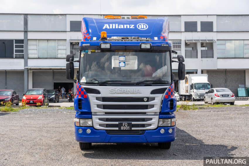 Allianz Truck Warrior – roadside assistance/towing for goods vehicles up to 7.5t with a RM120 policy add-on 1597849