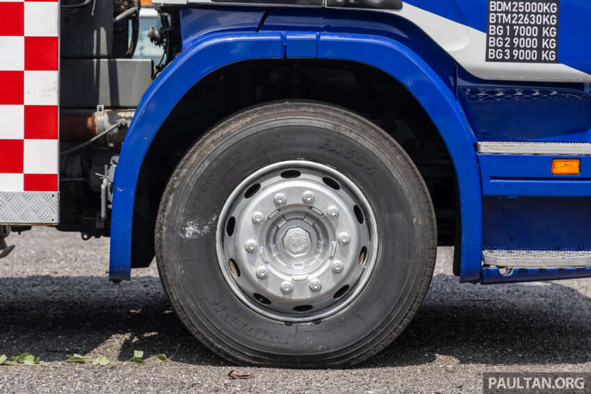 Allianz Truck Warrior – roadside assistance/towing for goods vehicles up to 7.5t with a RM120 policy add-on 1597853