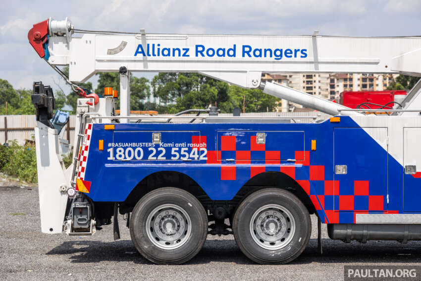 Allianz Truck Warrior – roadside assistance/towing for goods vehicles up to 7.5t with a RM120 policy add-on 1597854