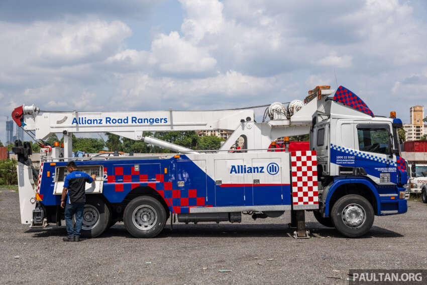 Allianz Truck Warrior – roadside assistance/towing for goods vehicles up to 7.5t with a RM120 policy add-on 1597856