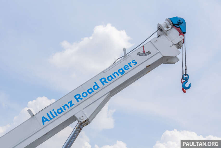 Allianz Truck Warrior – roadside assistance/towing for goods vehicles up to 7.5t with a RM120 policy add-on 1597862
