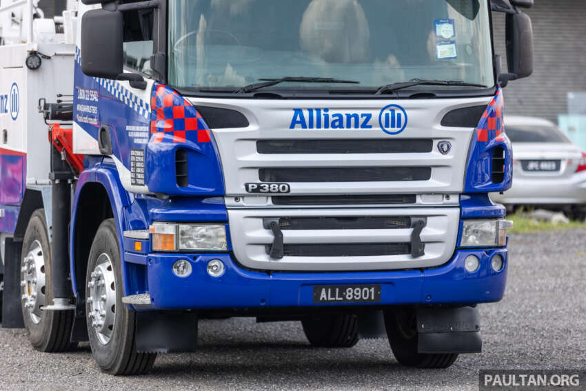 Allianz Truck Warrior – roadside assistance/towing for goods vehicles up to 7.5t with a RM120 policy add-on 1597840