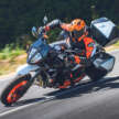KTM 890 SMT Supermoto Tourer diperkenal – 105 hp