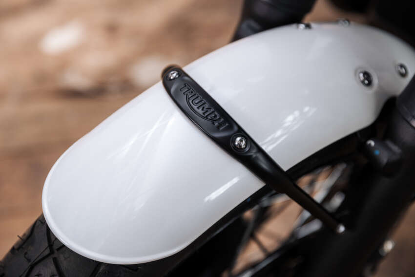 Triumph T120 Black edisi Distinguished Gentleman’s Ride diperkenal – hanya 250 unit untuk seluruh dunia 1600623