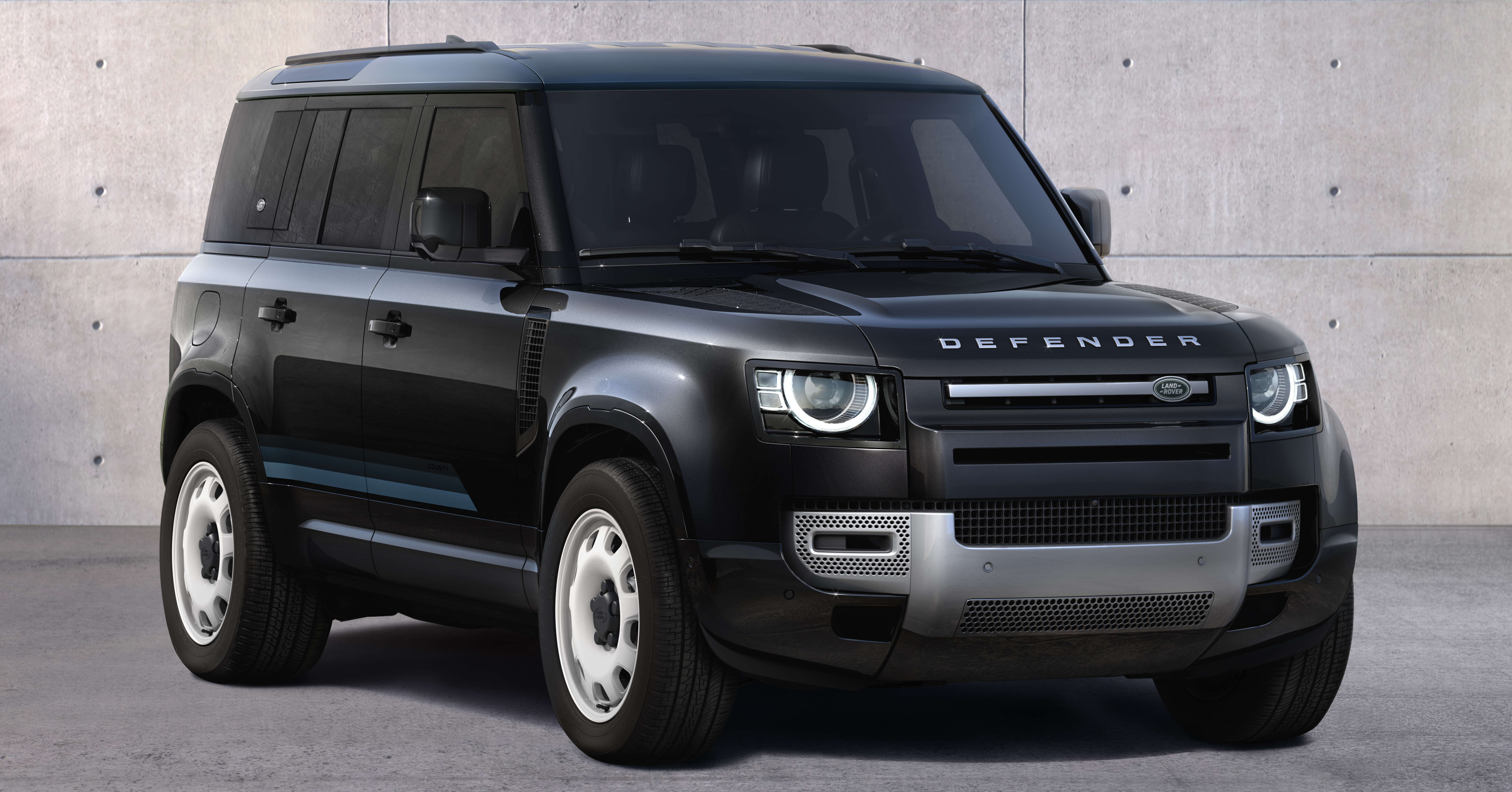 2024 Land Rover Defender 110 County Pack-01