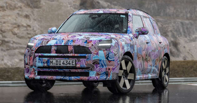 2024 MINI Countryman EV detailed - two variants, 64.7 kWh battery, estimated 450 km range, up to 313 hp 2