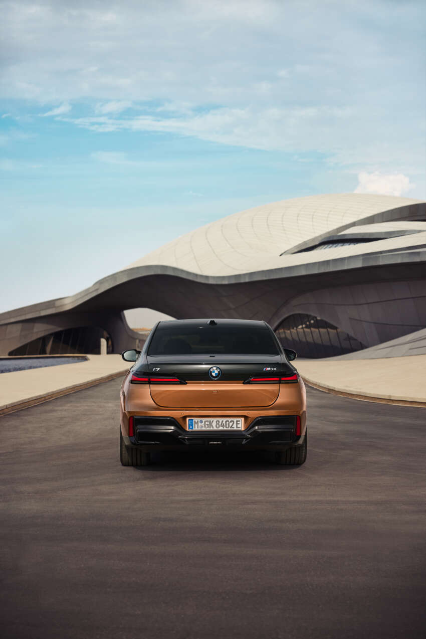 BMW i7 M70 – M electric limo hits 100 km/h in 3.7s 1604350