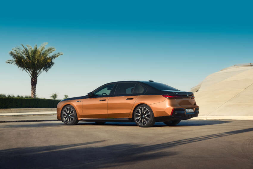 BMW i7 M70 – M electric limo hits 100 km/h in 3.7s 1604312