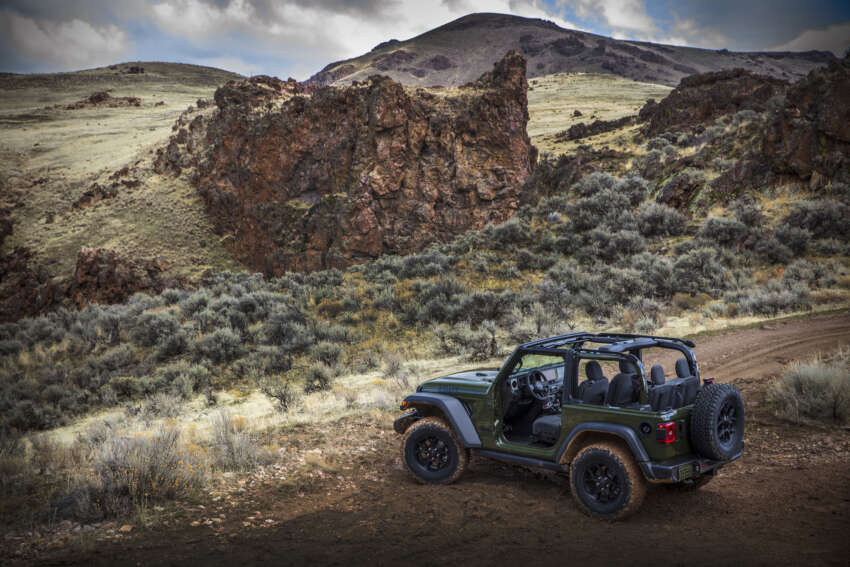 2024 Jeep Wrangler – improved off-roading capability, plus side curtain airbags, forward collision warning 1600413