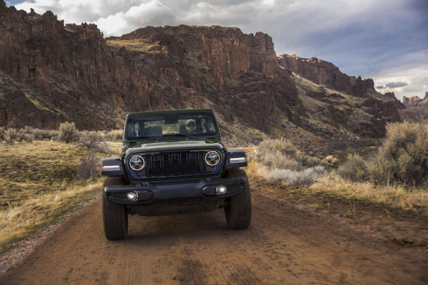 2024 Jeep Wrangler – improved off-roading capability, plus side curtain airbags, forward collision warning 1600427