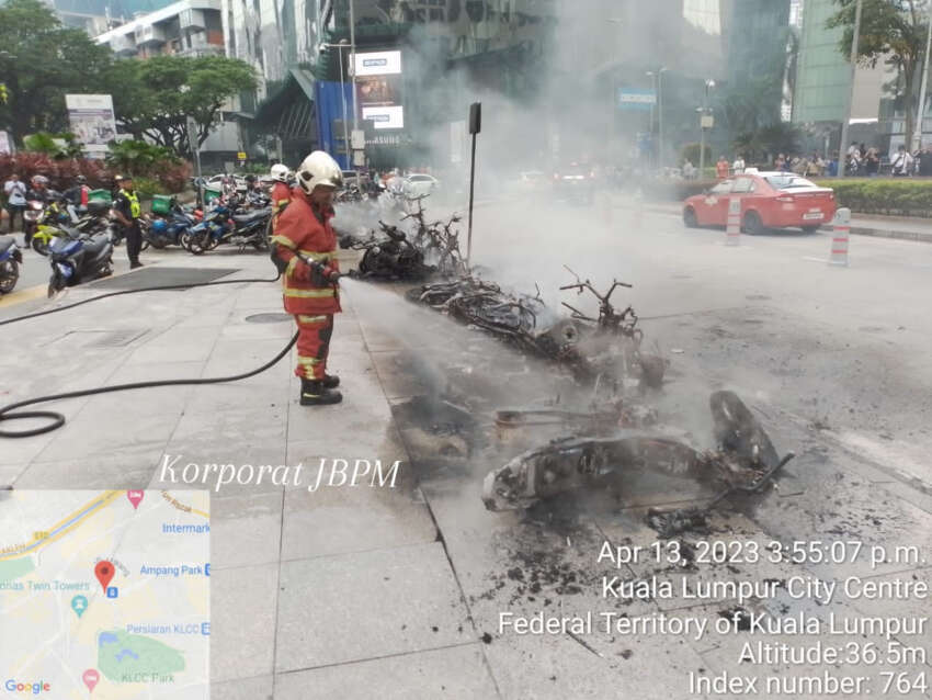 Empat buah skuter elektrik, sembilan buah motosikal terbakar di parkir motosikal Suria KLCC petang ini 1603718