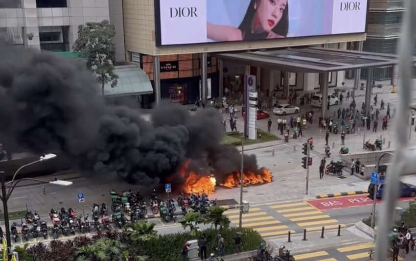 Four electric scooters among 13 vehicles involved in fire at Suria KLCC – reason for fire still unknown 1603711