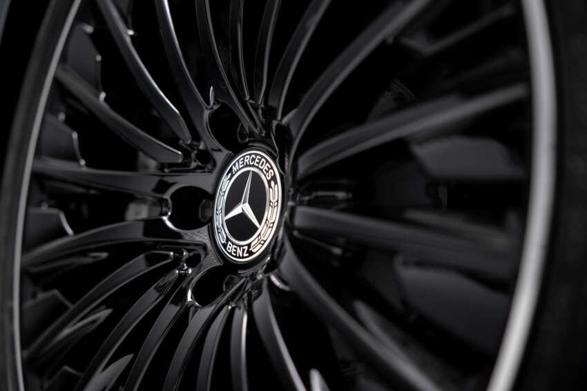 2024 Mercedes-Benz E-Class W214 – mild-hybrids, PHEVs up to 115 km EV range; MBUX Superscreen 1606102