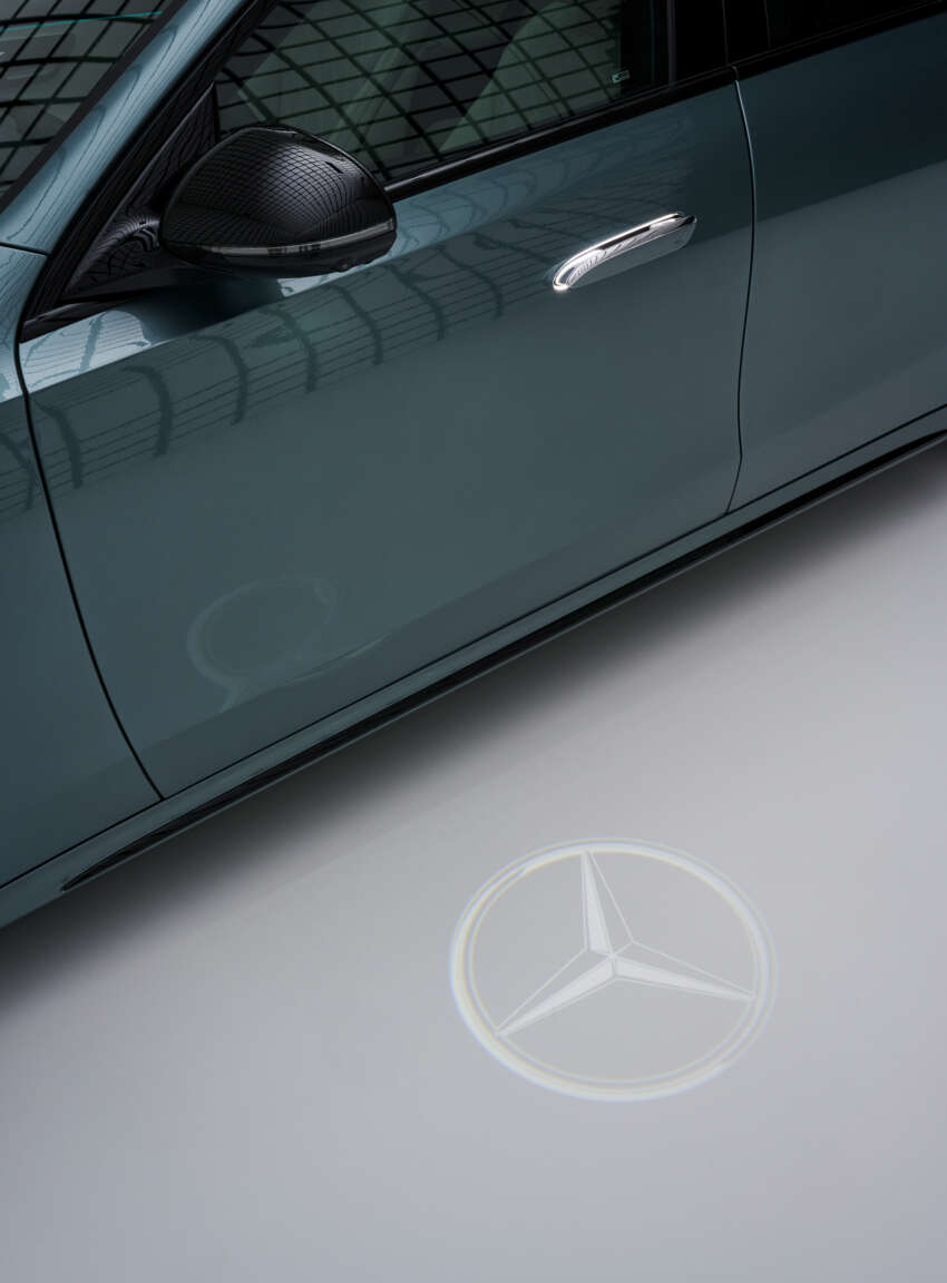 Mercedes-Benz E-Class W214 2024 – Hibrid ringkas, jarak EV hingga 115 km; MBUX Superscreen 1606452