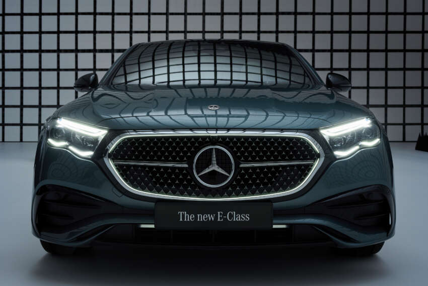 Mercedes-Benz E-Class W214 2024 – Hibrid ringkas, jarak EV hingga 115 km; MBUX Superscreen 1606454