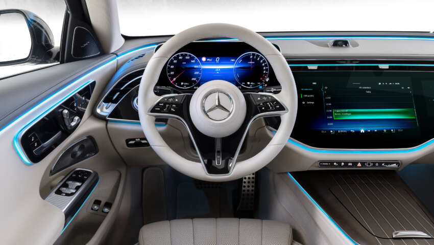 Mercedes-Benz E-Class W214 2024 – Hibrid ringkas, jarak EV hingga 115 km; MBUX Superscreen 1606309